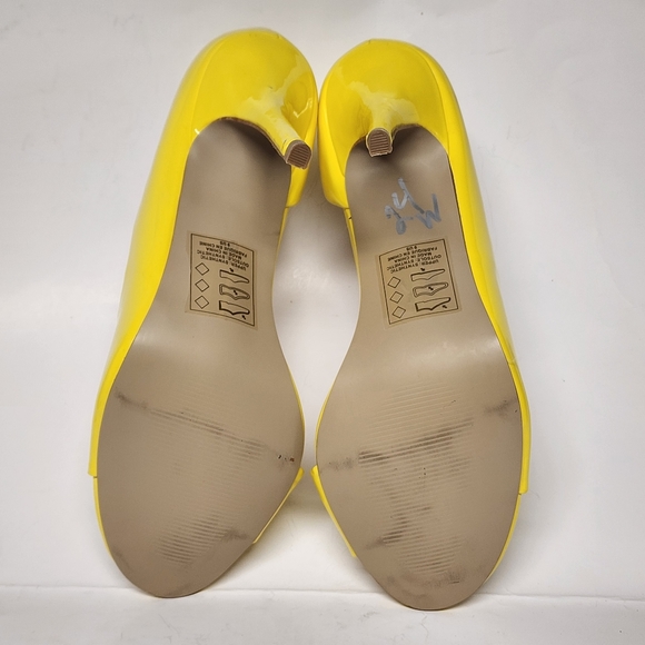 Signature heel shoe size 9 - Picture 7 of 9